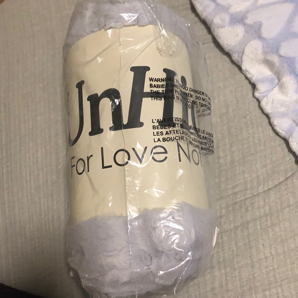 Unhide lil Marsh - Small- in Silverfox